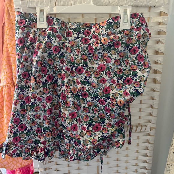 Spring skirt - Picture 3 of 6